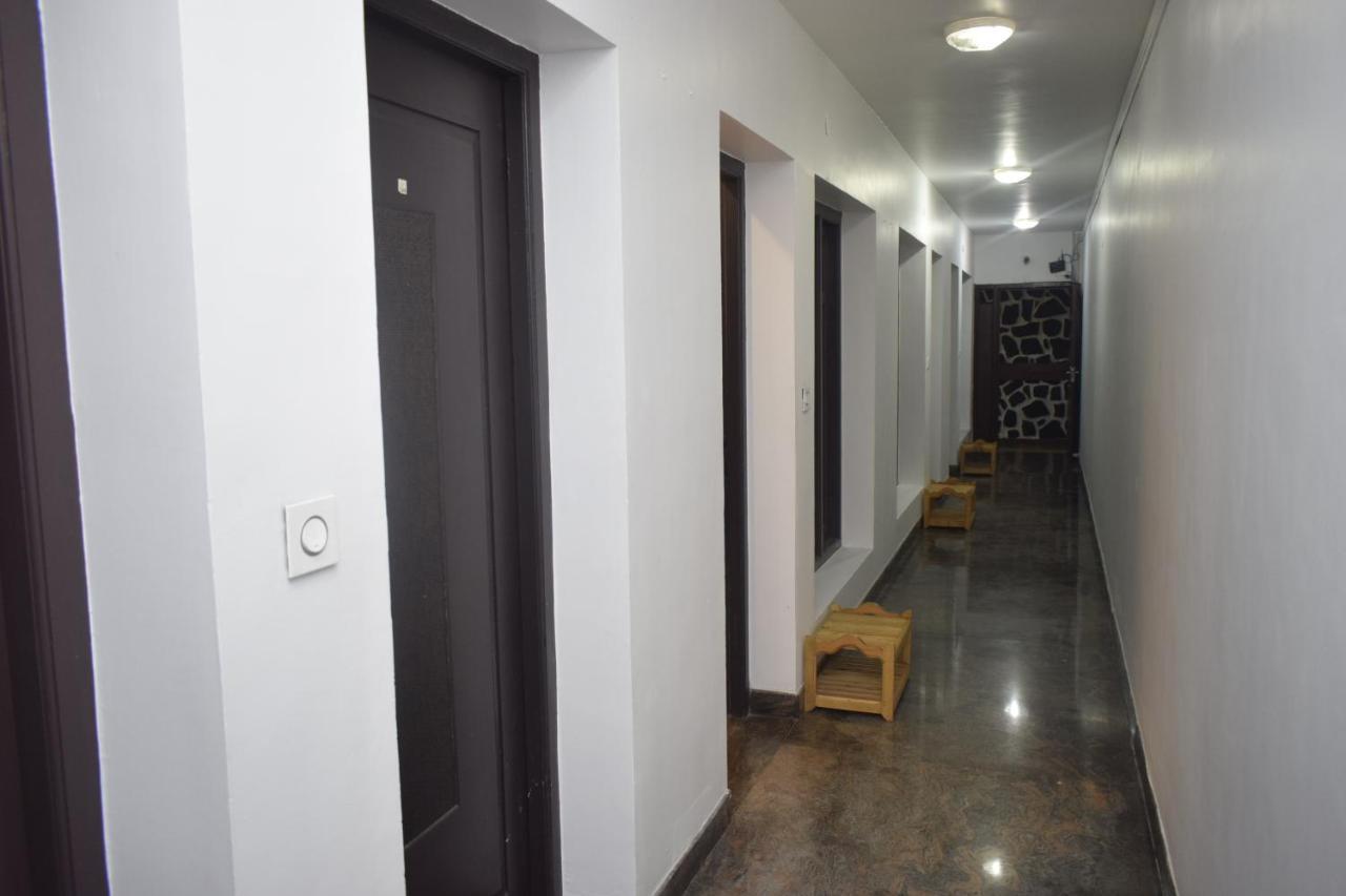 קודאיקנאל Hotel Apple Valley מראה חיצוני תמונה